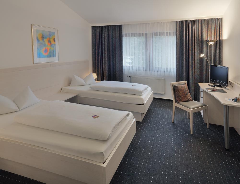 Hotel Forsthaus Berlim Quarto foto