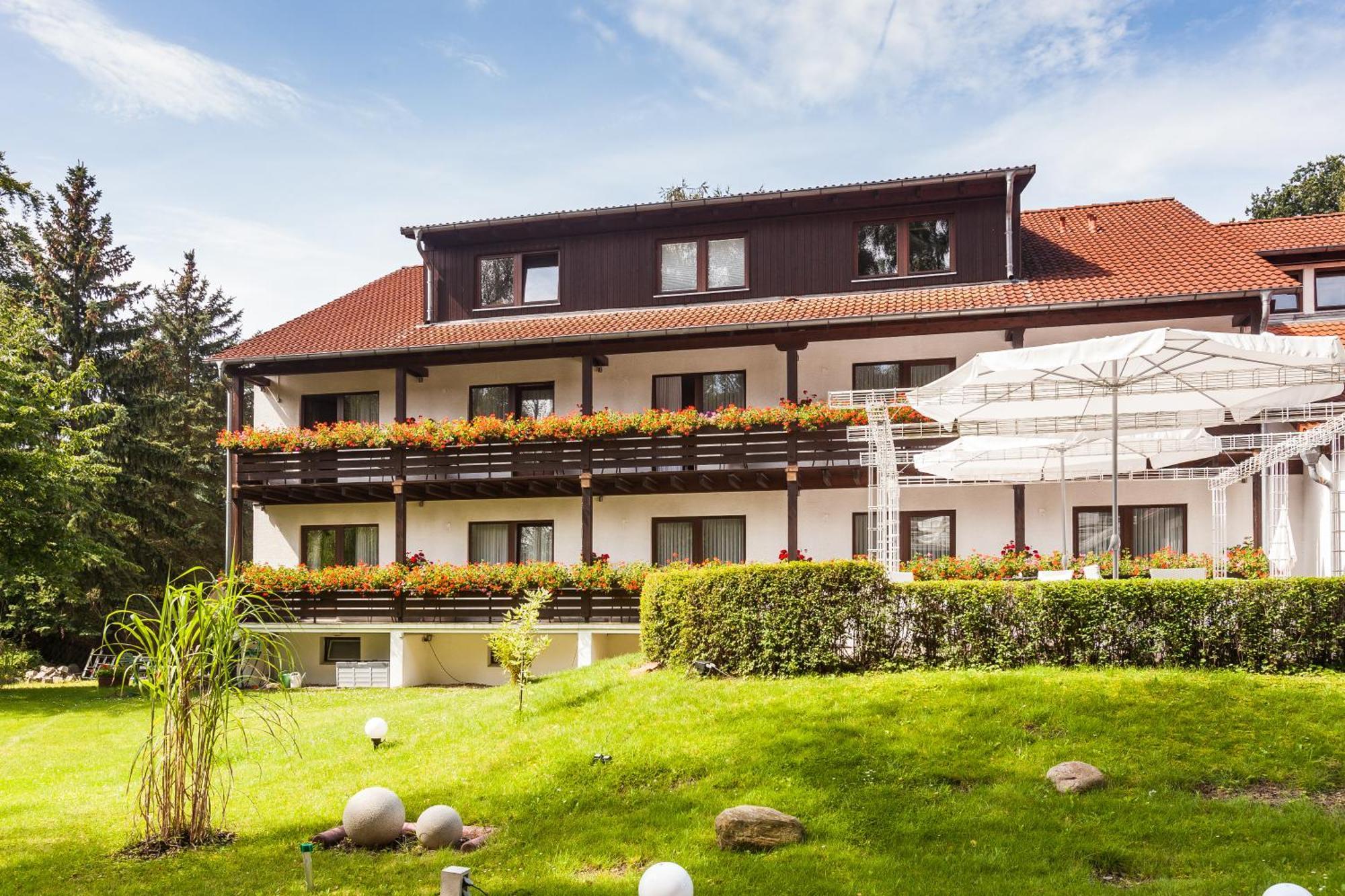 Hotel Forsthaus Berlim Exterior foto